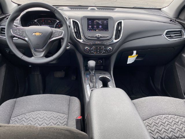 Certified 2024 Chevrolet Equinox LT w/ LPO, Floor Liner Package FWD image 5