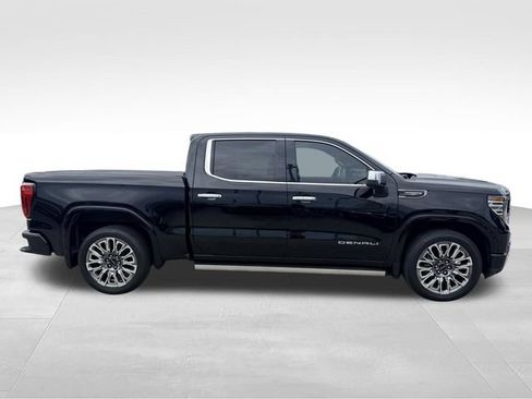 Used 2025 GMC Sierra 1500 Denali Ultimate AWD/4WD image 4
