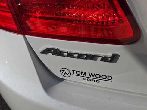 Used 2015 Honda Accord Sport image 11