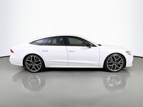Used 2024 Audi S7 Prestige image 8