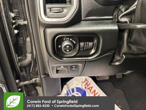 Used 2019 RAM 1500 Laramie image 39
