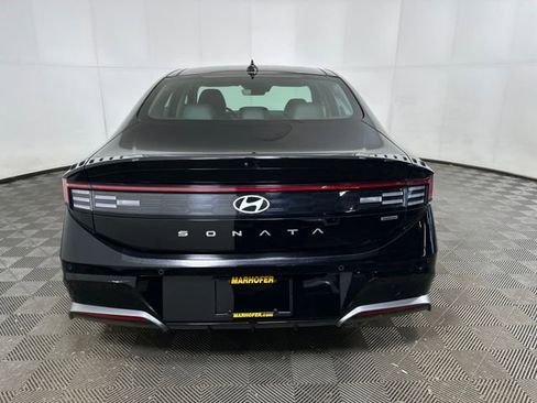 Used 2025 Hyundai Sonata Limited image 4