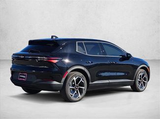 New 2026 Chevrolet Equinox EV LT video 2