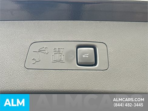 Used 2024 Lincoln Corsair AWD image 22