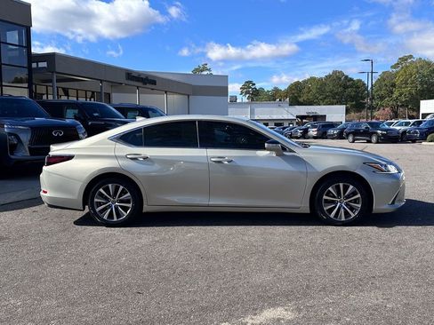 Used 2020 Lexus ES 350 w/ Accessory Package 2 image 13
