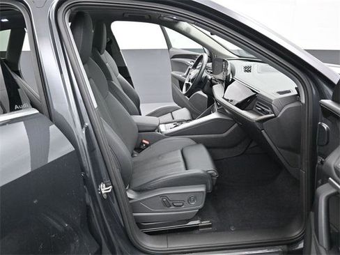 New 2025 Audi Q5 Premium Plus w/ Premium Plus image 36