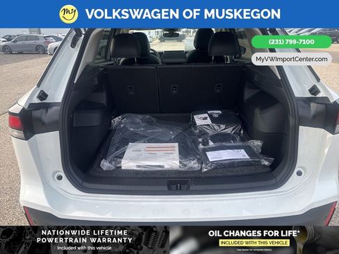 New 2026 Volkswagen Tiguan SE AWD/4WD image 27