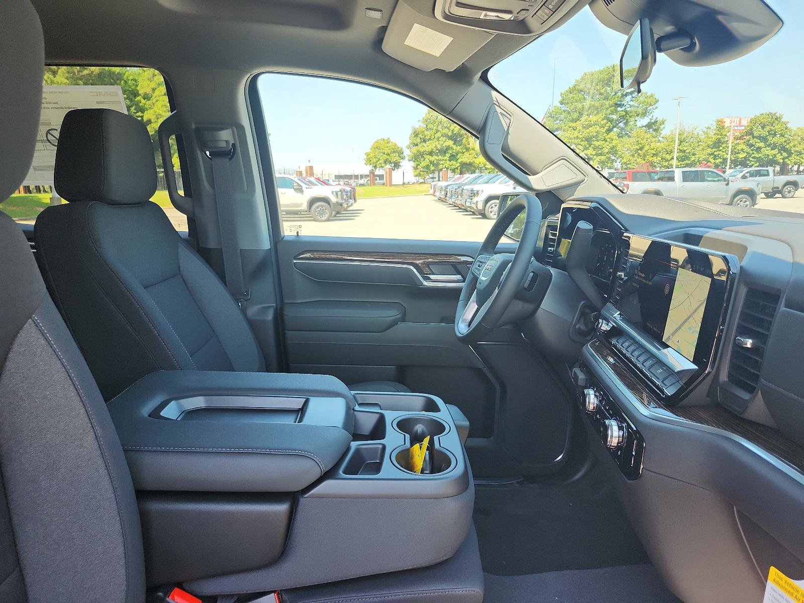 New 2026 GMC Sierra 1500 SLE AWD/4WD image 8