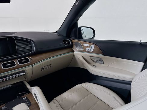 Certified 2023 Mercedes-Benz GLS 580 4MATIC image 26