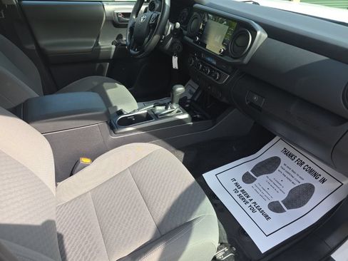 Certified 2023 Toyota Tacoma SR AWD/4WD image 17