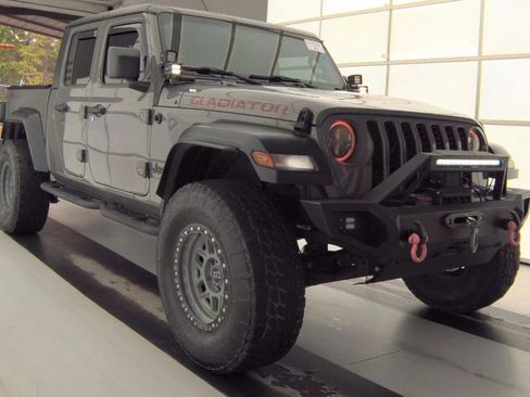 Used 2020 Jeep Gladiator Sport w/ Quick Order Package 24S AWD/4WD image 1