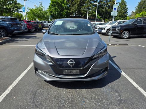 Used 2023 Nissan Leaf SV Plus FWD image 3