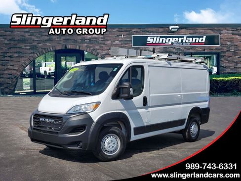 Used 2025 RAM ProMaster 2500 FWD image 1