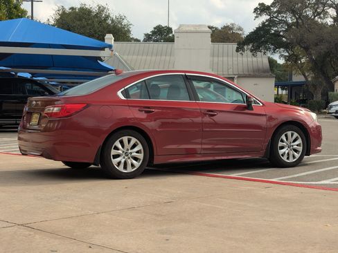 Used 2016 Subaru Legacy 2.5i Premium image 4