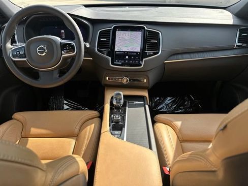 Certified 2023 Volvo XC90 B6 Ultimate w/ Protection Package AWD/4WD image 17