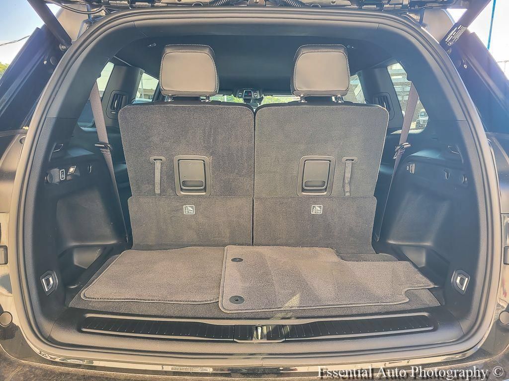 Certified 2025 Jeep Grand Cherokee L Laredo AWD/4WD image 27