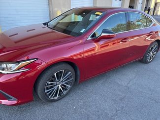 Used 2025 Lexus ES 350 w/ Premium Package video 2