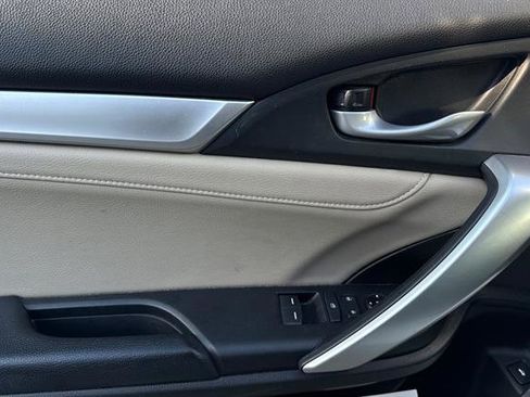 Used 2016 Honda Civic EX-L image 11