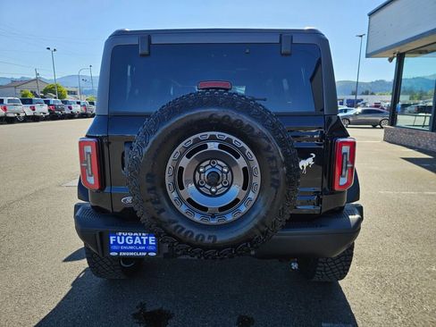 Certified 2024 Ford Bronco Everglades AWD/4WD image 8