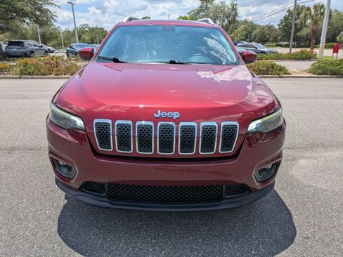 Used 2019 Jeep Cherokee Latitude Plus FWD image 9