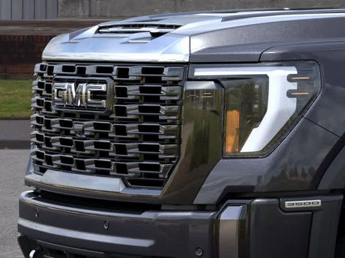 New 2026 GMC Sierra 3500 Denali Ultimate image 13