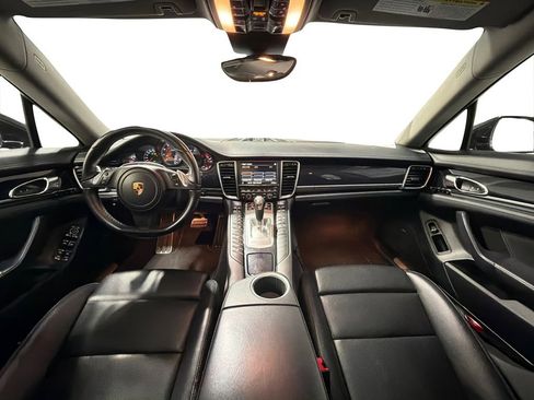 Used 2016 Porsche Panamera 4S image 22
