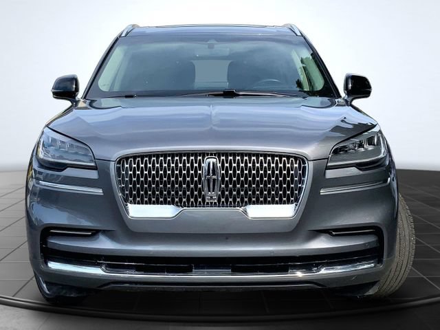 Used 2023 Lincoln Aviator Reserve w/ Equipment Group 201A AWD/4WD image 3