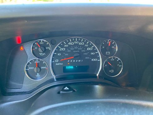 Used 2025 GMC Savana 2500 w/ Driver Convenience Package RWD image 34