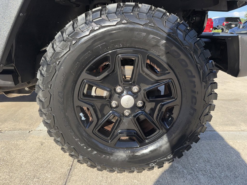 Used 2018 Jeep Wrangler Sport AWD/4WD image 34