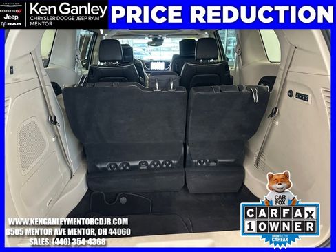 Certified 2023 Chrysler Pacifica Limited w/ Uconnect Theater Family Group image 22