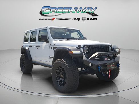 Used 2025 Jeep Wrangler Unlimited Sport AWD/4WD image 1
