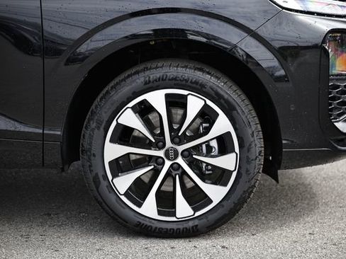 New 2026 Audi Q3 quattro 2.0T image 7