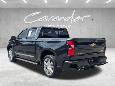 Used 2024 Chevrolet Silverado 1500 High Country AWD/4WD image 17
