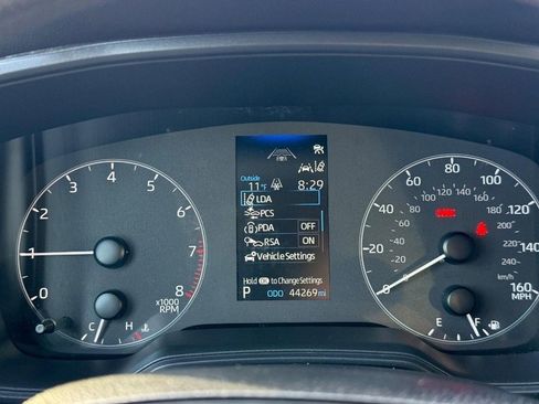 Used 2024 Toyota Corolla LE image 22