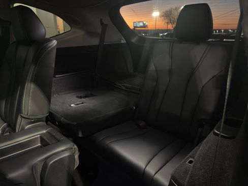 Certified 2025 Acura MDX w/Technology Package image 16