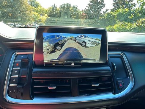 Used 2021 Chevrolet Tahoe Z71 image 35