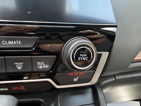 Used 2017 Honda CR-V EX image 30
