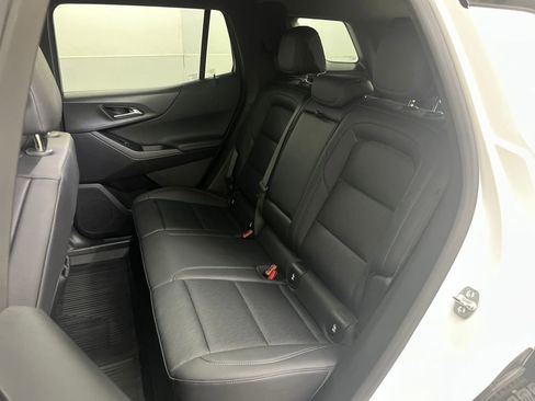 Used 2025 Chevrolet Equinox LT w/ Convenience Package II image 20