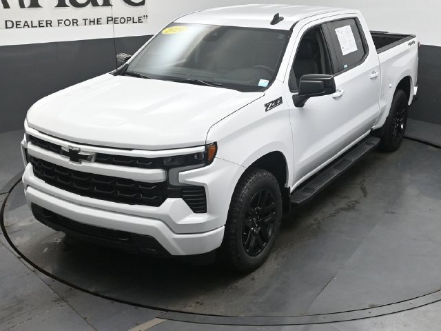 Used 2024 Chevrolet Silverado 1500 RST AWD/4WD image 45