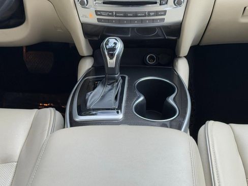 Used 2019 INFINITI QX60 Luxe w/ Essential Package image 14