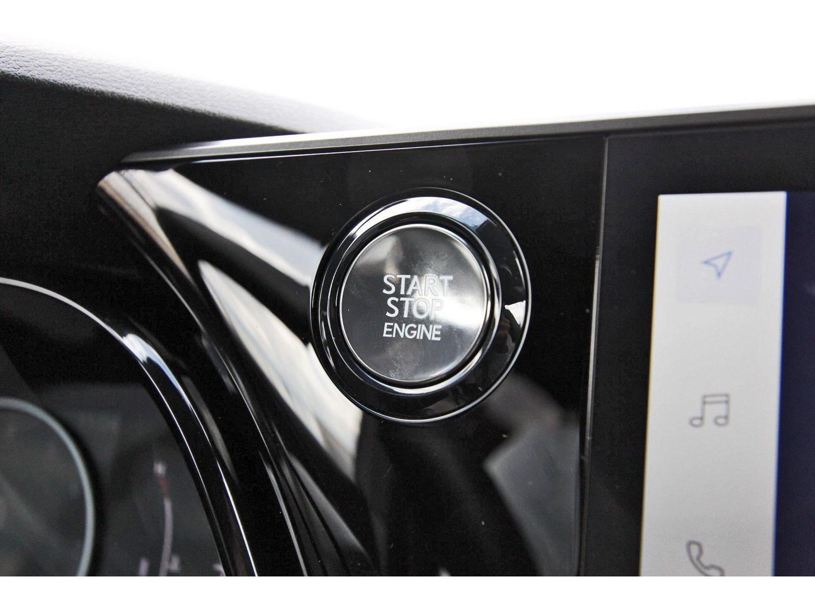 Used 2023 Lexus RX 350 Premium Plus w/ Accessory Package (Z1) FWD image 24