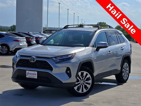 Used 2024 Toyota RAV4 XLE Premium image 2