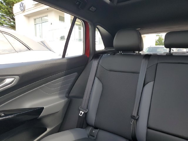 Used 2023 Volkswagen ID.4 S RWD image 10