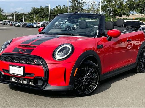 Certified 2023 MINI Cooper S FWD image 3