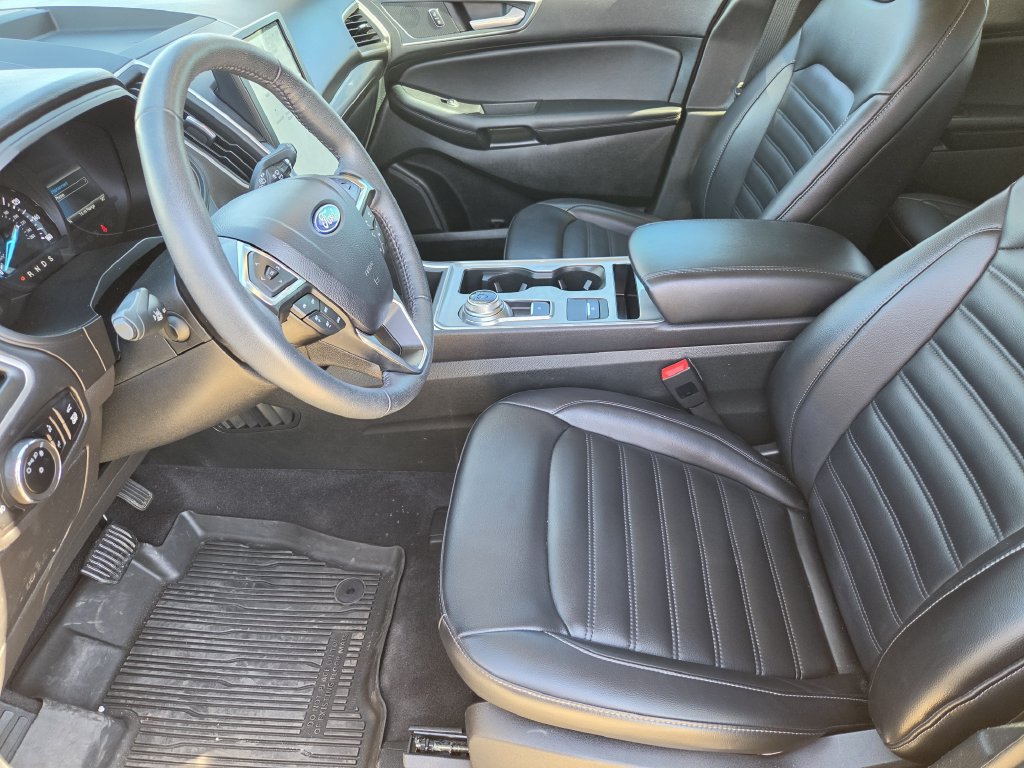 Certified 2024 Ford Edge SEL w/ Convenience Package AWD/4WD image 12
