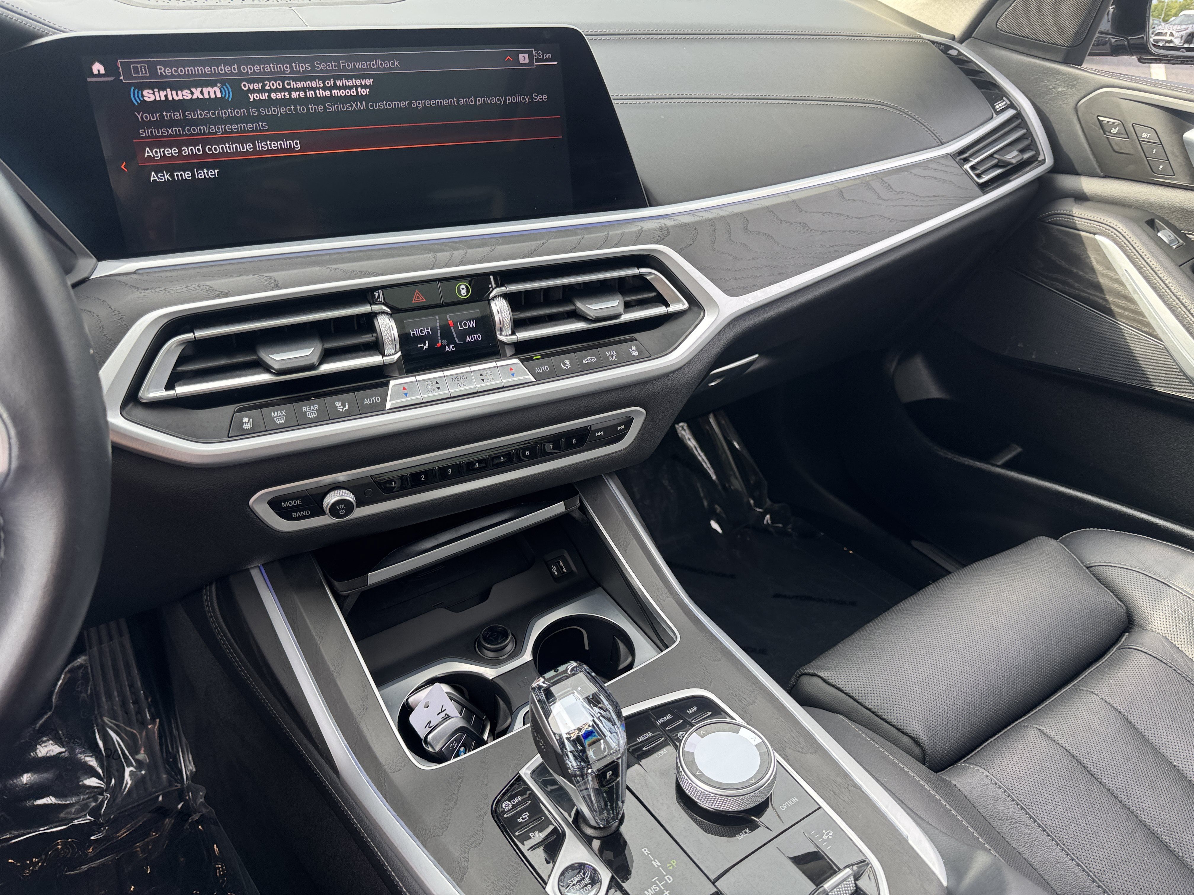 Used 2022 BMW X7 xDrive40i w/ Executive Package AWD/4WD image 28