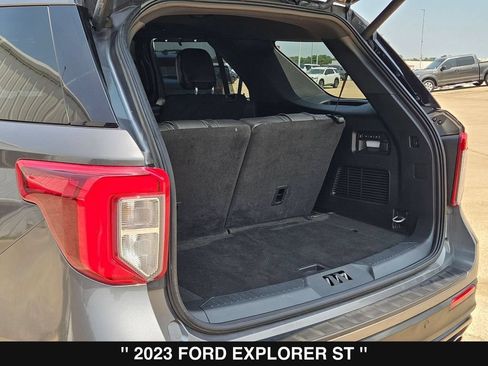 Used 2023 Ford Explorer ST w/ Equipment Group 401A AWD/4WD image 38