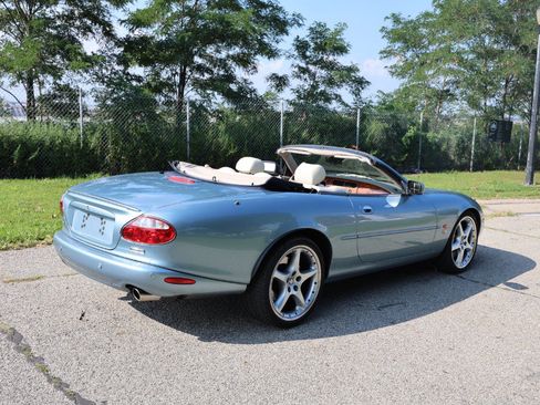 Used 2003 Jaguar XK8 Convertible RWD image 5