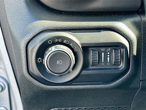 Used 2019 Jeep Wrangler Unlimited Sport S image 10