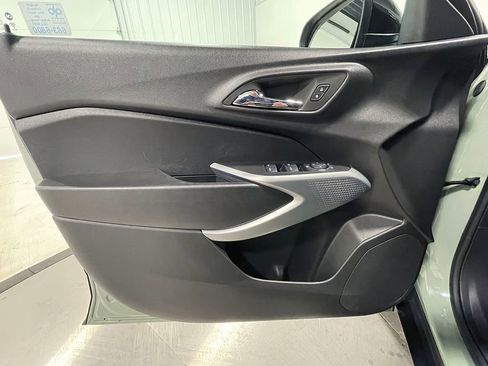 Used 2024 Chevrolet Trax RS w/ Driver Confidence Package FWD image 19